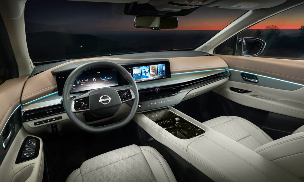 2025 Nissan Marano interior