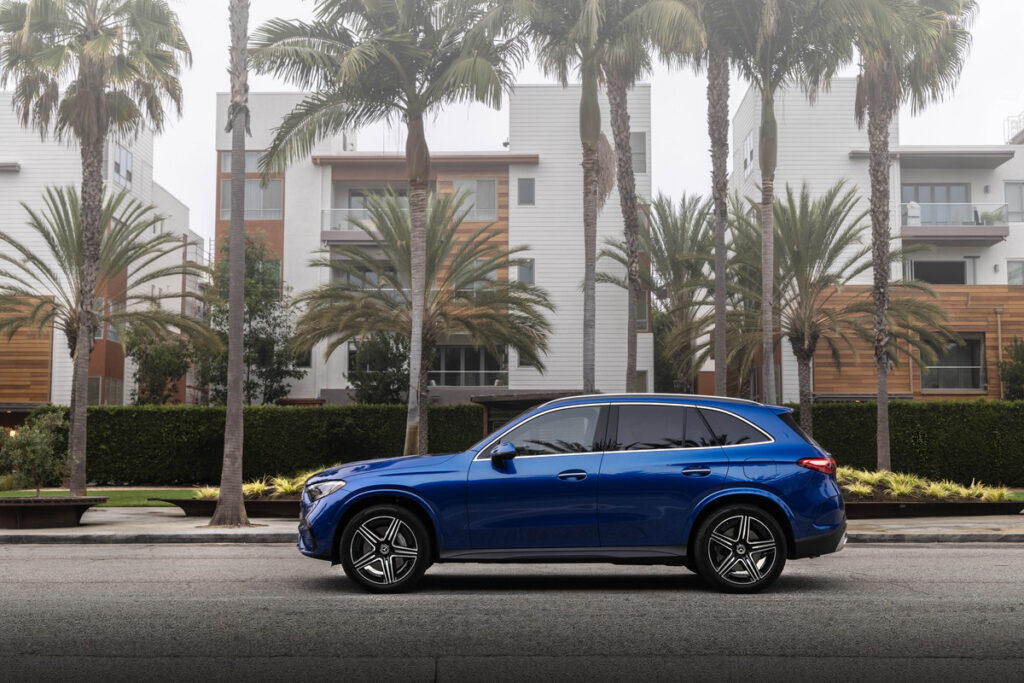 2025 Mercedes-Benz GLC