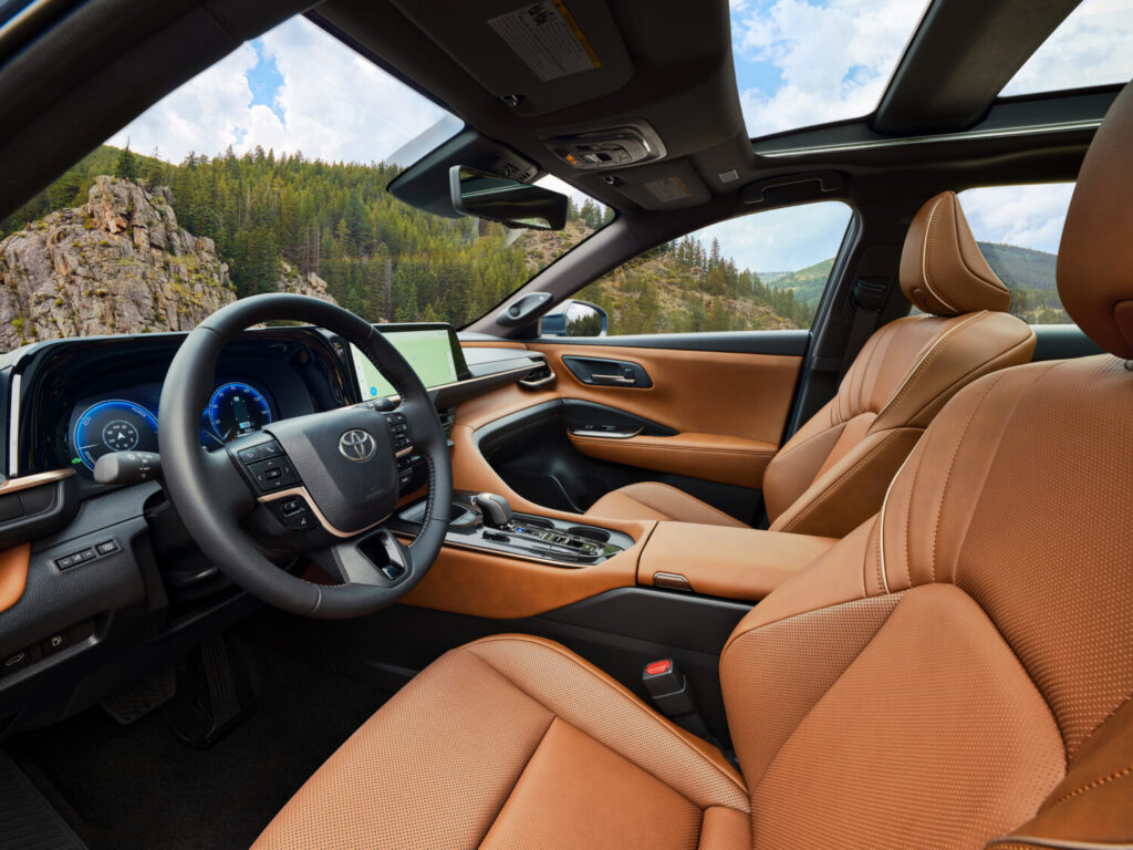 2025 Toyota Crown Signia interior 2025 Toyota Crown Signia interior