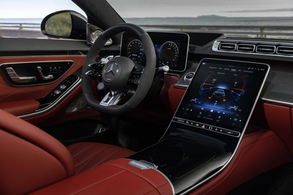 Mercedes-Benz S 63 Infotainment System
