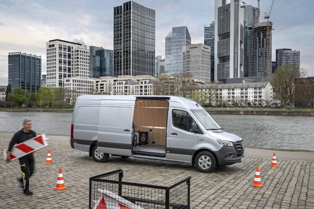 2025 Mercedes-eSprinter
