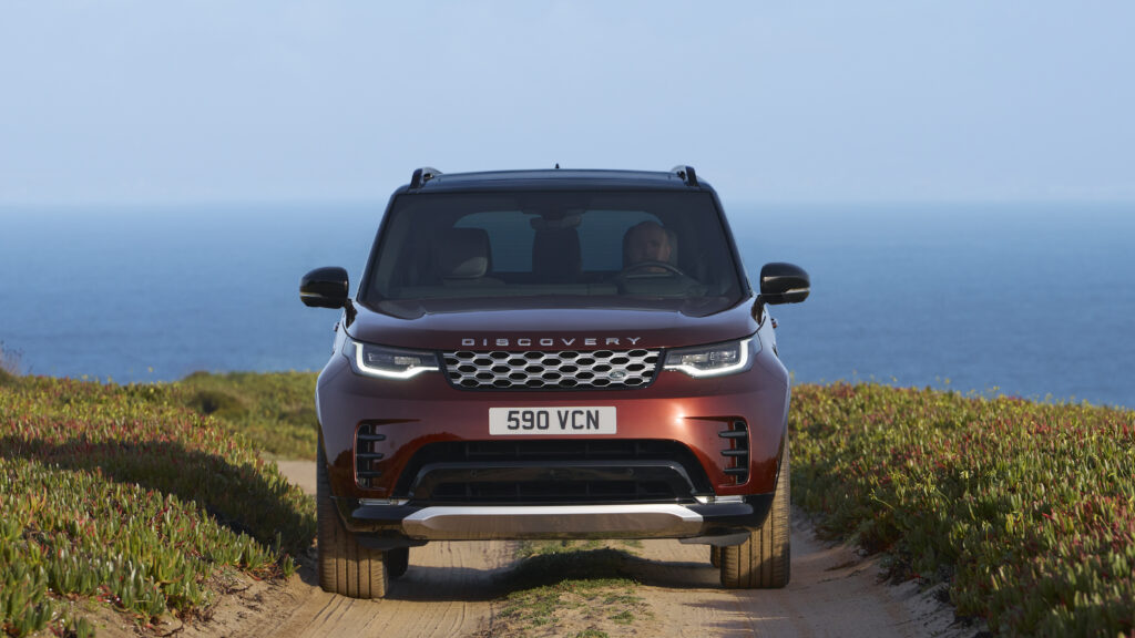 Head on Landrover discovery Gemini