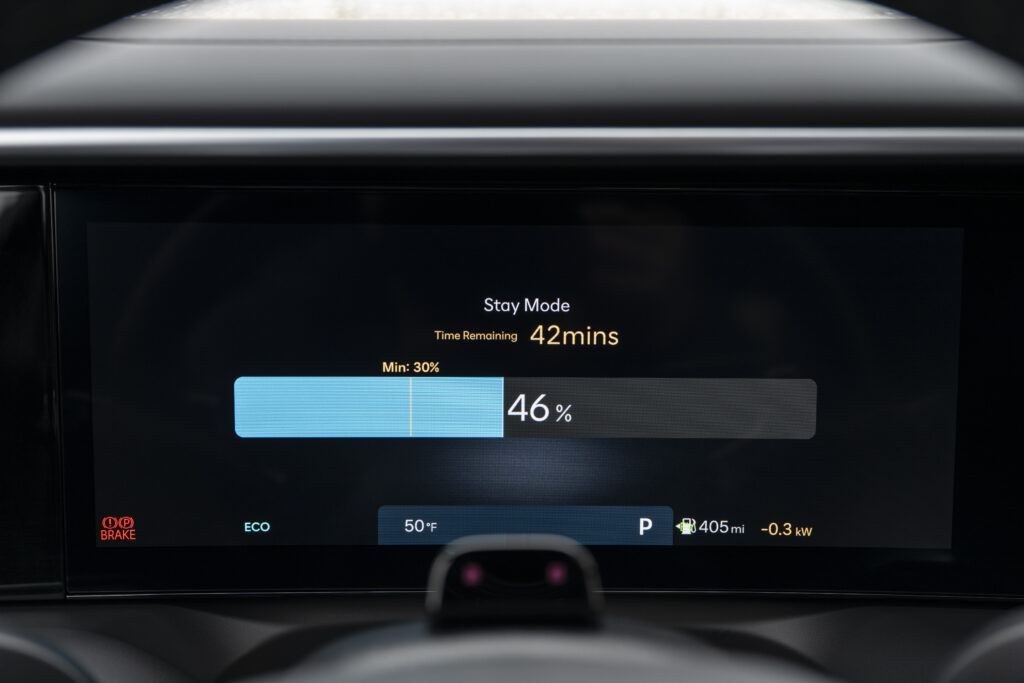 Battery level inside the Hyundai palisade