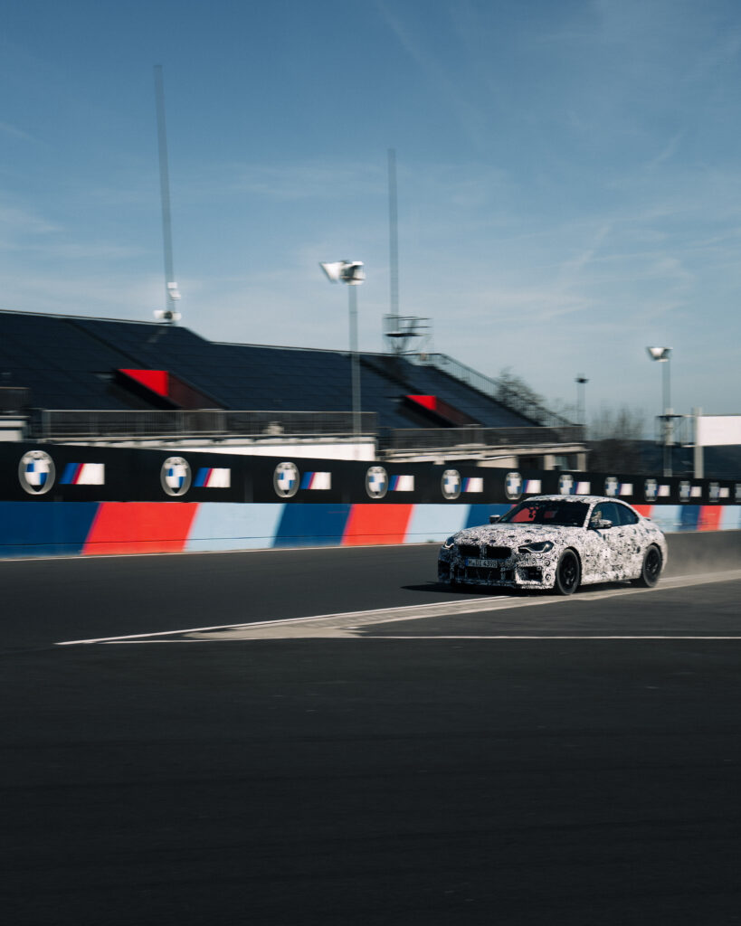 The BMW M2 CS sets a new record of 7:25.5 on the Nürburgring-Nordschleife