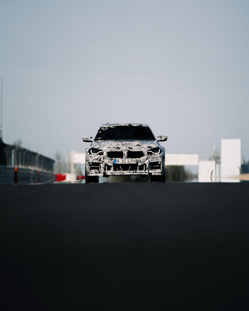 The BMW M2 CS sets a new record of 7:25.5 on the Nürburgring-Nordschleife