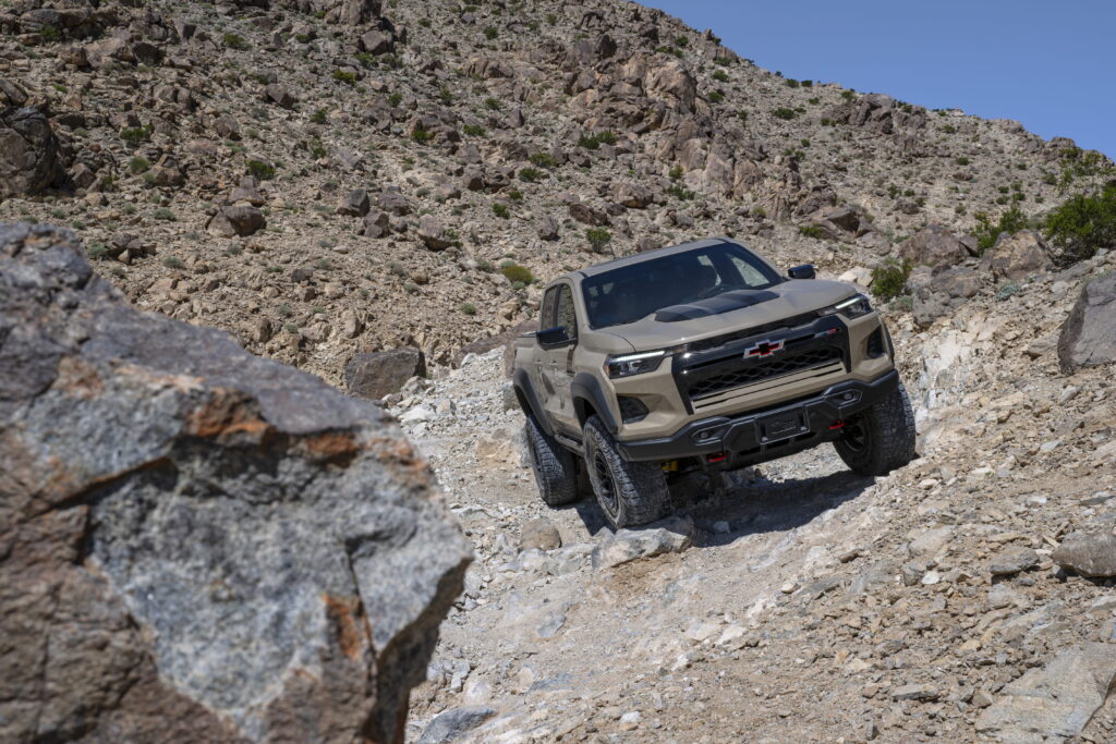 ChevroletColorado, ChevyColorado, ColoradoTruck, MidsizeTruck, OffRoadTruck, AmericanTruck, ChevyLife, TruckPhotography, AdventureTruck, TrailBoss, ZR2, TruckStyle, PickupTruck, TestMiles, NikMiles