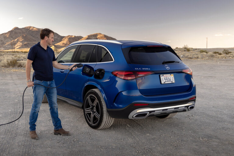 2025 MercedesBenz GLC350