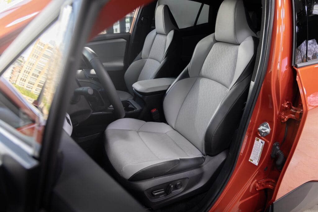 2026 Subaru Uncharted seats