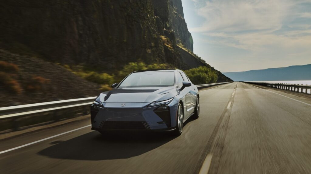 2026 Lexus ES EV 350e