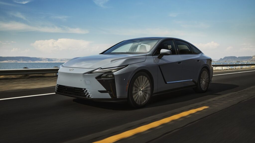 2026 Lexus ES EV 350e