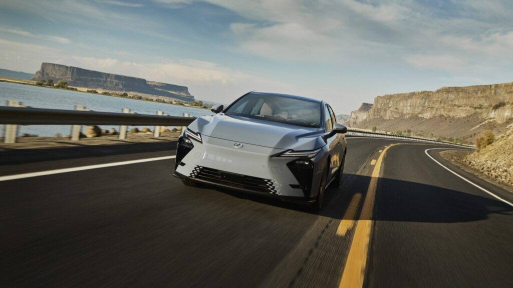 2026 Lexus ES EV 350e