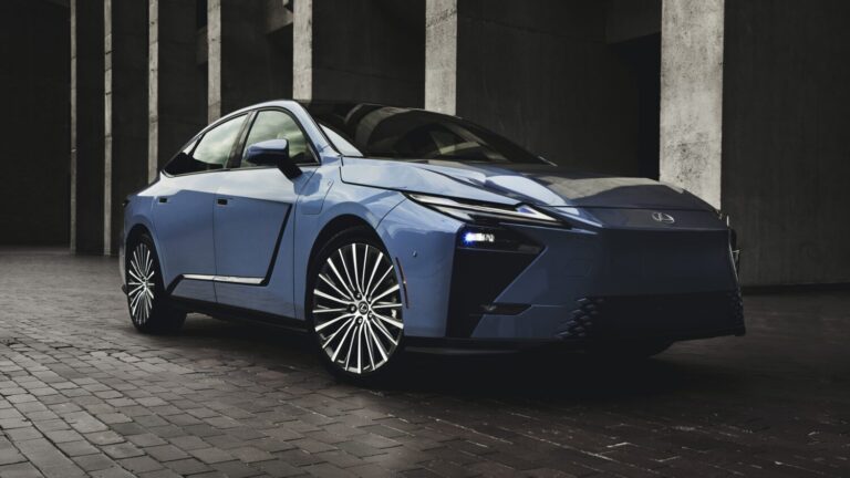2026 Lexus ES EV 350e