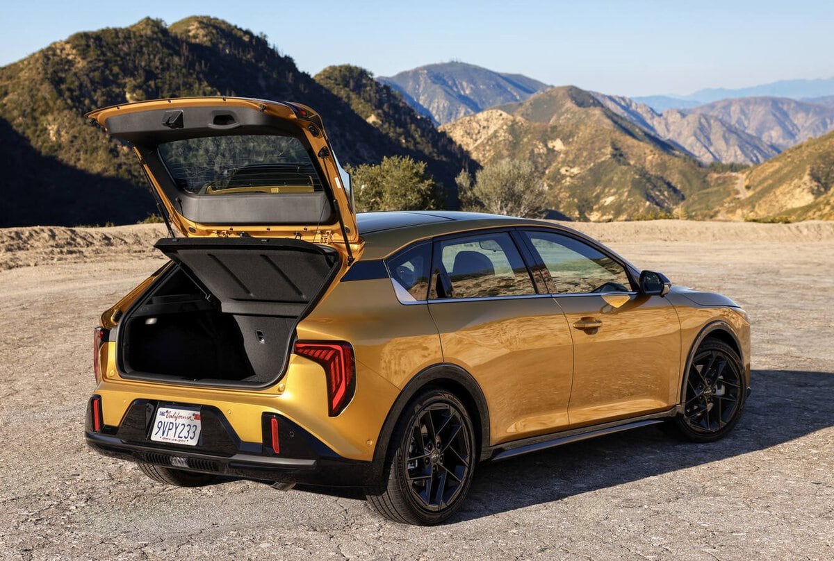 2026 Kia K4 Hatchback