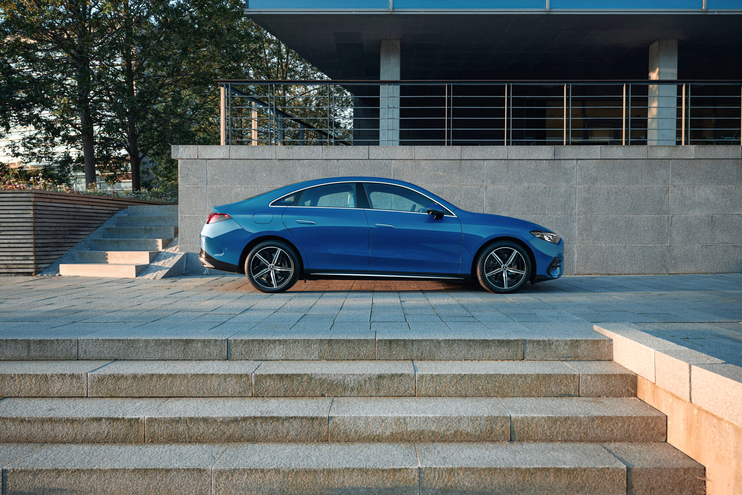 Mercedes-Benz CLA 250+ with EQ Technology | Energy consumption combined: 14.1 – 12.2 kWh/100 km | CO2 emissions combined: 0g/km | CO2 class: A Clear Blue metallic / ARTICO man-made leather / MICROCUT black / clean white
