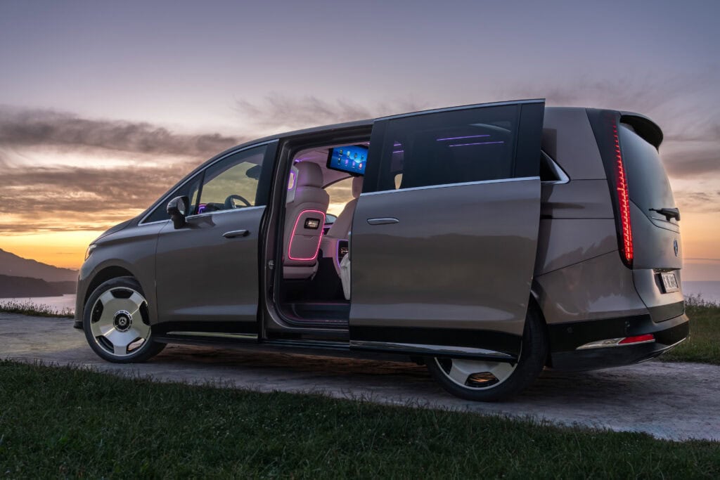 Mercedes VLE all electric grand limousine
