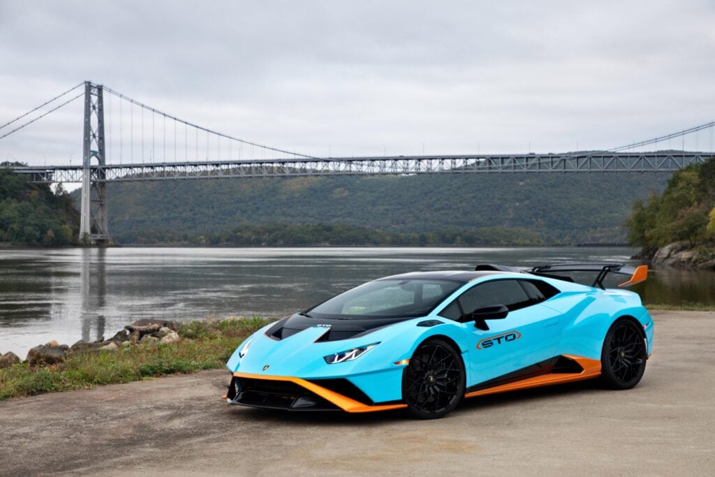 Lamborghini Huracan STO
