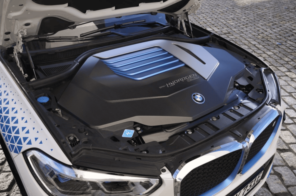 BMW iX5 Hydrogen Power Unit