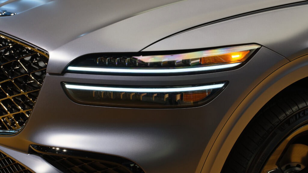 2027 Genesis GV70 Prestige Graphite Trim