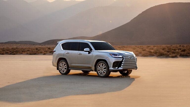  Lexus Goes High-End Luxury Hybrid with the New LX