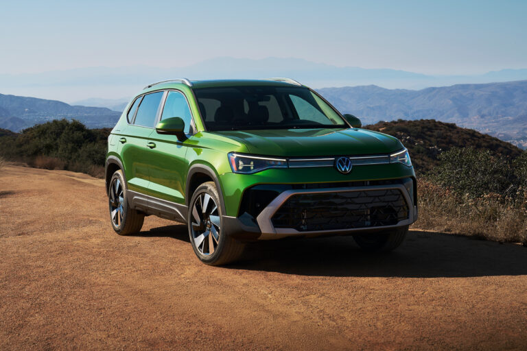 2025 VW Taos
