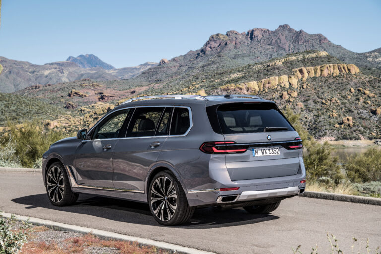 2025’s Smartest Luxury Land Yachts: Which SUV Really Reigns Supreme?