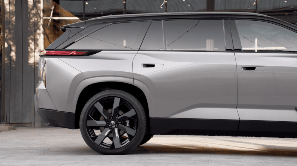 Looking at the tailend of the new 2027 Toyota Highlander 3-Row BEV
